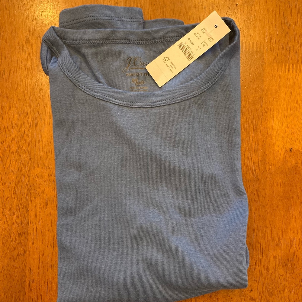 J. Crew perfect T-shirt bundle in blue, pink and dusty rose - Picture 9 of 14